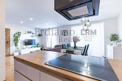 Na prenájom 2-izbový byt, 57 m², Prešov, Prostějovská