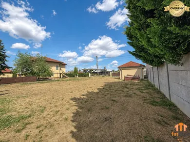 Na predaj pozemok, 575 m², Vlčany