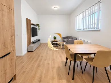 Na prenájom 2-izbový byt, 50 m², Rovinka, Slnečnicová ulica