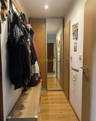 Na predaj 2-izbový byt, 43 m², Bratislava-Lamač, Studenohorská