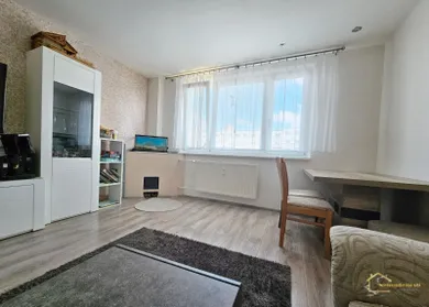 Mieszkania na sprzedaż, 3-pokojowe, Dubnica nad Váhom · €145 000