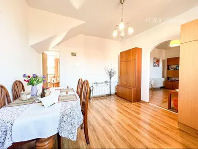 Na predaj dom, 160 m², Bystrička, -