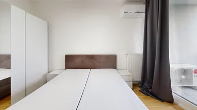 Na prenájom 2-izbový byt, 60 m², Trnava