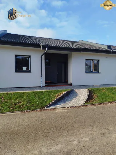 Domy na sprzedaż, 1-pokojowe, Selice · €139 900