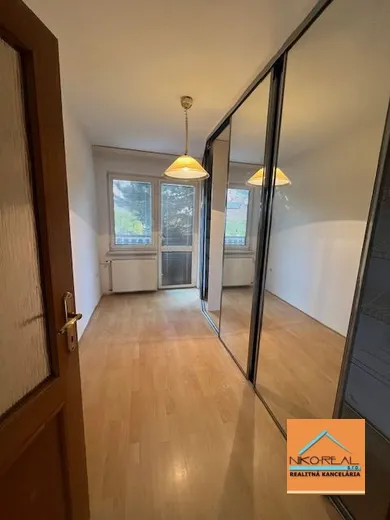 Na predaj dom, 476 m², Ivanka pri Dunaji, Veterná