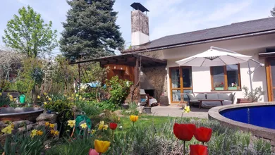 Domy na sprzedaż, 5-pokojowe, Modra · €460 000