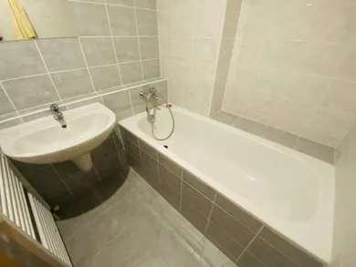 Na prenájom 2-izbový byt, 35 m², Bratislava-Podunajské Biskupice