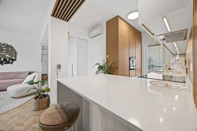 Na predaj 3-izbový byt, 97 m², Bratislava-Staré Mesto, Záhradnícka