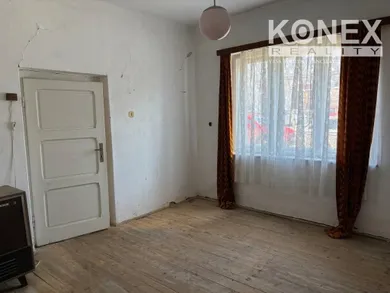 Na predaj 3-izbový dom, 900 m², Sobrance