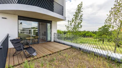 Byty na prenájom 2-izbový, Bratislava-Dúbravka · €850