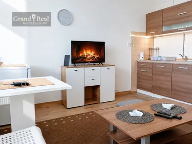 Mieszkania na wynajem, 1-pokojowe, Bratislava-Petržalka · €440