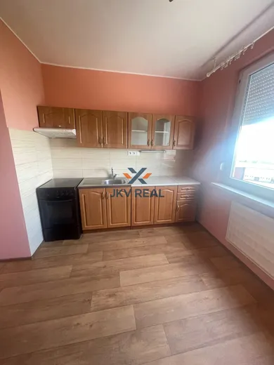 Na prenájom byt v Levice · €650 · Čiastočná rekonštrukcia