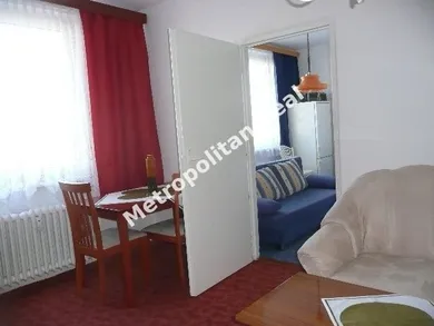 Na predaj 2-izbový byt, 62 m², Bratislava-Petržalka, Vilová
