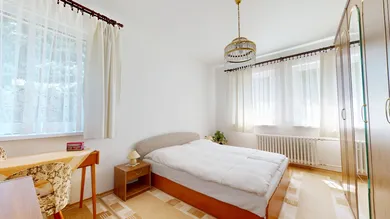 Na predaj 5-izbový dom, 200 m², Lužianky