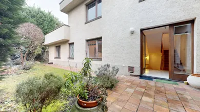 Domy na predaj 6-izbový, Bratislava-Staré Mesto · €1 290 000