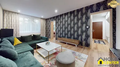 Na prenájom 3-izbový byt, 71 m², Komárno, Rákócziho