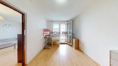 Na prenájom 3-izbový byt, 62 m², Pezinok, Laca Novomeského