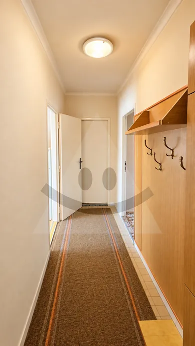 Na predaj 3-izbový byt, 59 m², Komárno