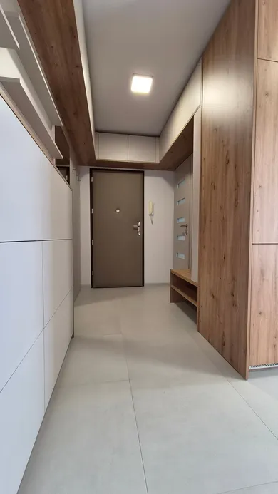 Na prenájom 1-izbový byt, 33 m², Piešťany, 8. mája