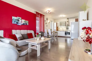 Eladó lakások, 2-szobás, Topoľčany · €165 000