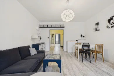 Na prenájom 3-izbový byt, 72 m², Bratislava-Petržalka, Gessayova