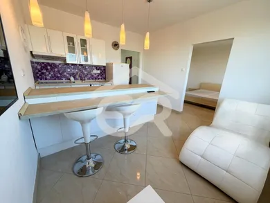 Na predaj 1-izbový byt, 36 m², Vráble, Lúky