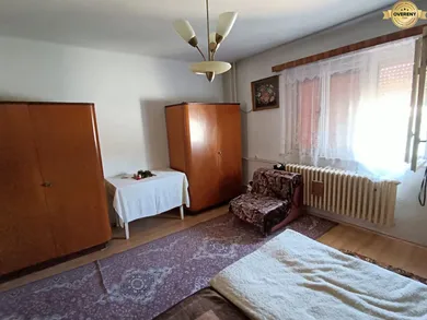 Na predaj dom v Nová Baňa · €160 000 · Čiastočná rekonštrukcia