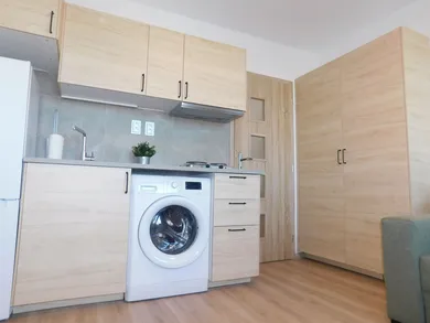 Na predaj 1-izbový byt, 20 m², Nové Zámky, T. G. Masaryka