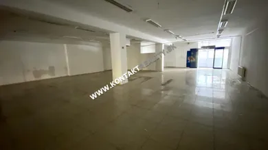 Na prenájom komerčné, 389 m², Košice-Západ, -