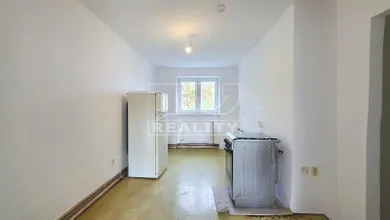 Na predaj 2-izbový byt, 58 m², Bratislava-Rača