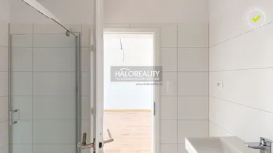 Na predaj 1-izbový byt, 37 m², Bratislava-Rača, Vrbenského
