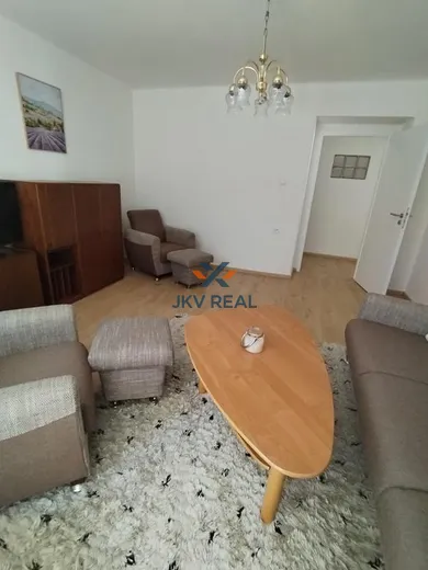 Na prenájom 2-izbový byt, 57 m², Prešov, Engelsova