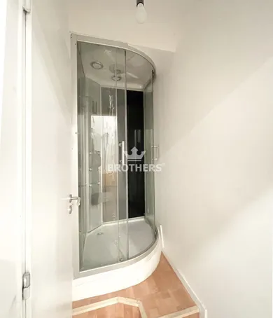 Na predaj komerčné v Bratislava-Staré Mesto · €185 000 · Novostavba