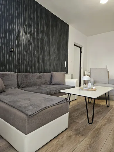 Na prenájom 3-izbový byt, 65 m², Čadca, Mierová