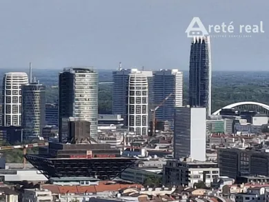 Na predaj 4-izbový byt, 91 m², Bratislava-Nové Mesto, Ladislava Dérera