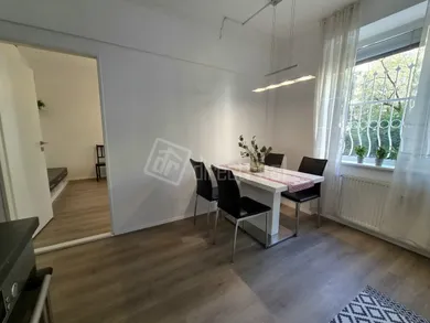 Na prenájom 2-izbový byt, 55 m², Bratislava-Staré Mesto, Záhrebská
