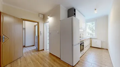 Na predaj 2-izbový byt, 49 m², Piešťany, Teplická