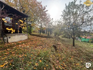 Na predaj pozemok, 288 m², Trenčín