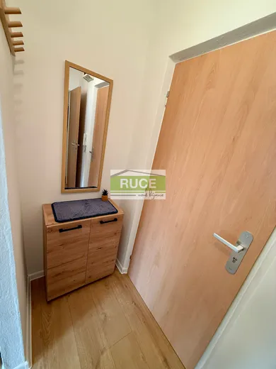 Na prenájom 2-izbový byt, 36 m², Považská Bystrica, Stred