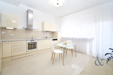 Na prenájom 1-izbový byt, 70 m², Bratislava-Staré Mesto, Fraňa Kráľa