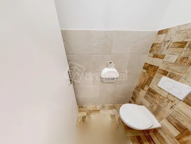Na prenájom komerčné, 105 m², Dunajská Streda, Bačáková
