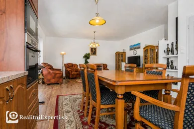 Na predaj dom, 138 m², Miloslavov, Sládkovičova ulica