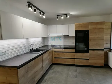 Byty na prenájom 2-izbový, Martin · €640