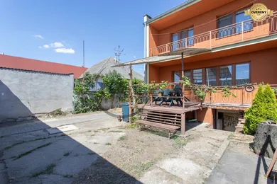 Na predaj 4-izbový dom, 140 m², Vysoká pri Morave, Záhradná