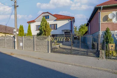 Na predaj 5-izbový dom, Zámutov