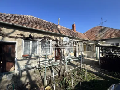 Na predaj 7-izbový dom, 200 m², Vinodol