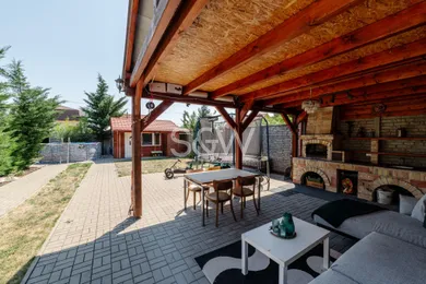 Na predaj dom, 120 m², Bratislava-Vajnory, Roľnícka