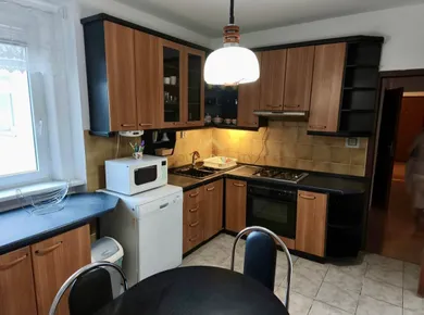 Mieszkania na wynajem, 4-pokojowe, Bratislava-Ružinov · €950