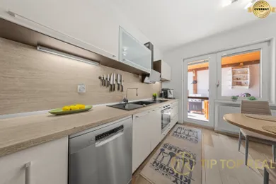Na predaj 3-izbový dom, 132 m², Bratislava-Podunajské Biskupice
