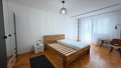Na prenájom 2-izbový byt, 66 m², Levice, Ul. kpt. J. Nálepku